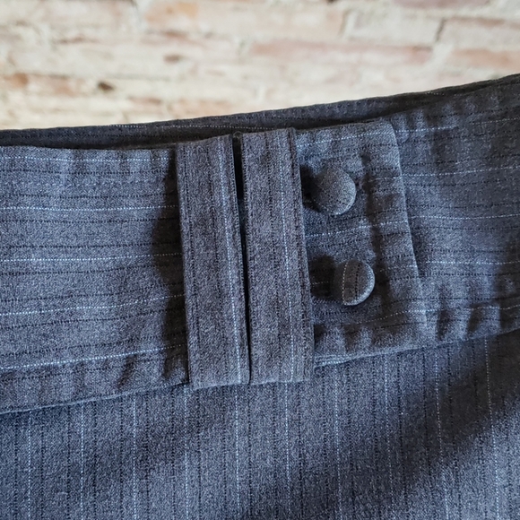 Tab Button Waist Capri Pants - Petite - Picture 4 of 11